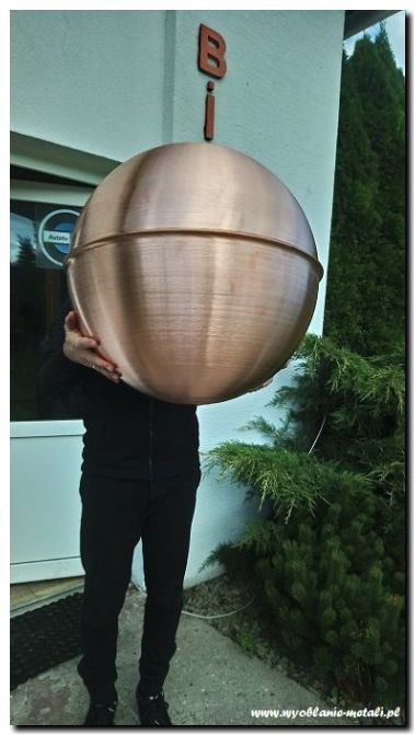 Kula na wieże Φ 600mm. Materiał wykonania: miedź, aluminium, mosiądz, stal.